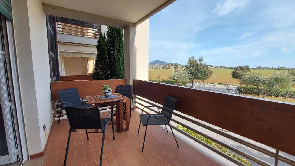 Appartamento Santa Costanza Con Piscina Σαν Βιντσέντσο Εξωτερικό φωτογραφία