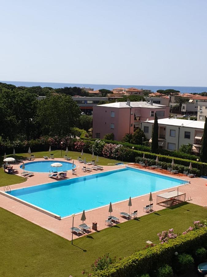 Appartamento Santa Costanza Con Piscina Σαν Βιντσέντσο Εξωτερικό φωτογραφία